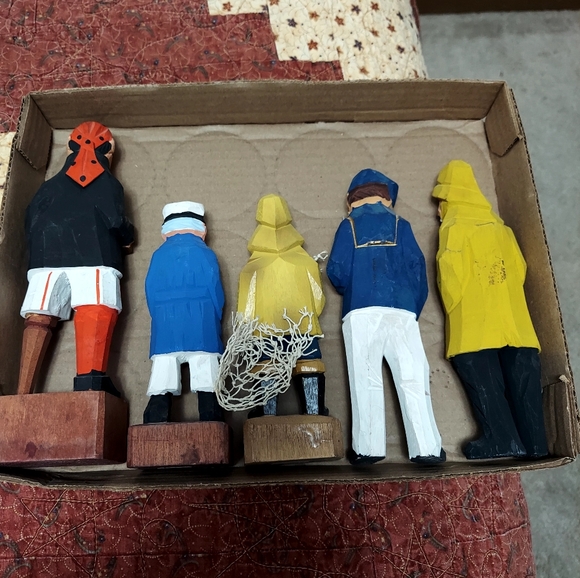 Maritime Figurines Featuring Sea Captain, Fishermen, And Pirates. Lot Of 5 - Picture 3 of 4